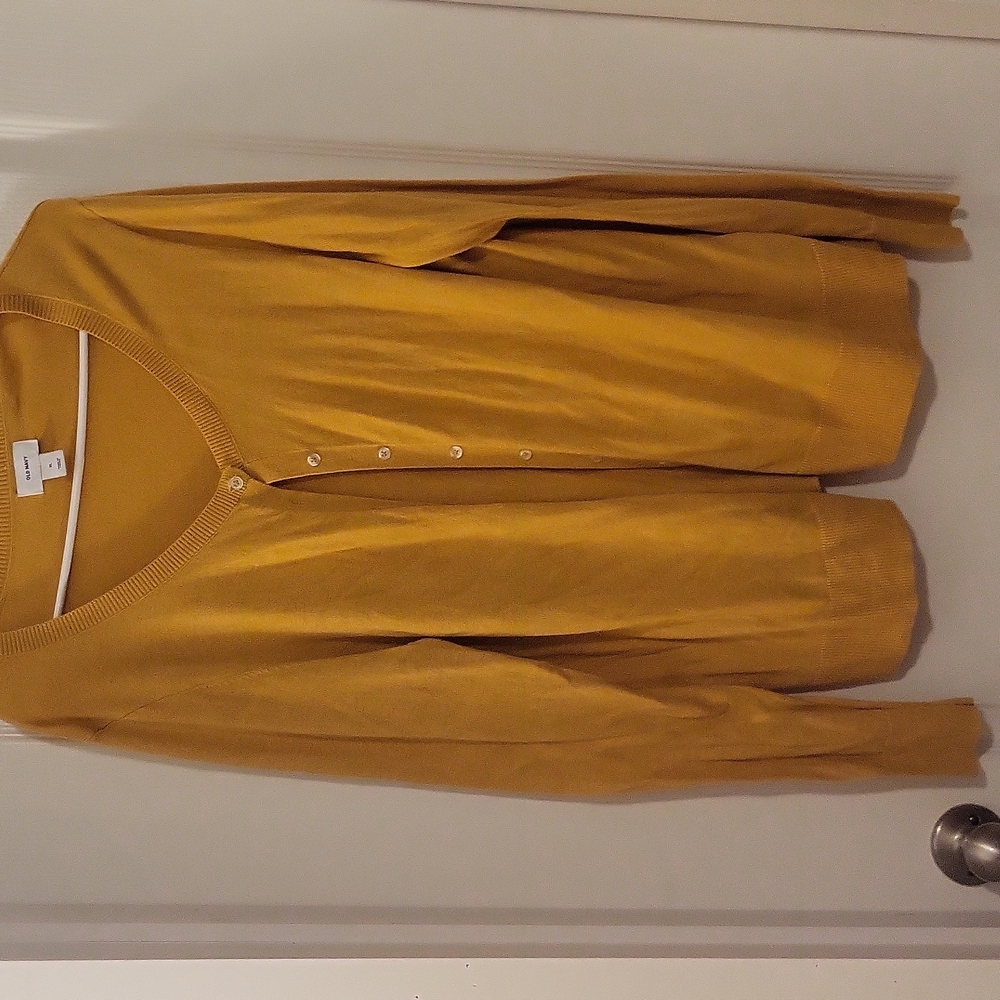 Old navy cardigan